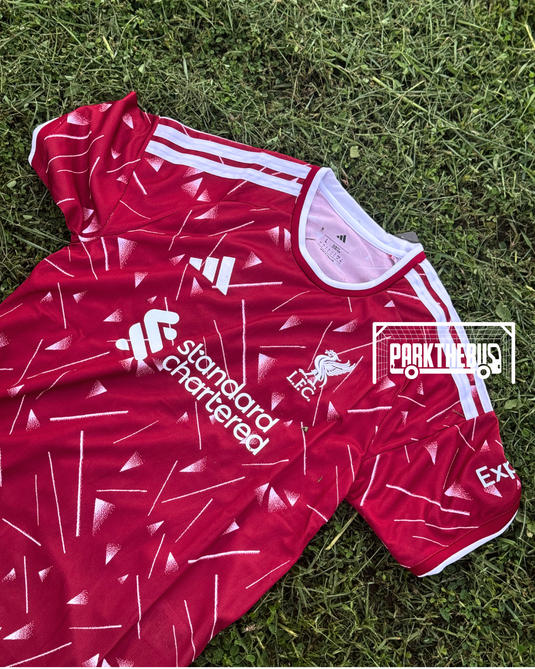 Liverpool 26/27 - Stadium Kit