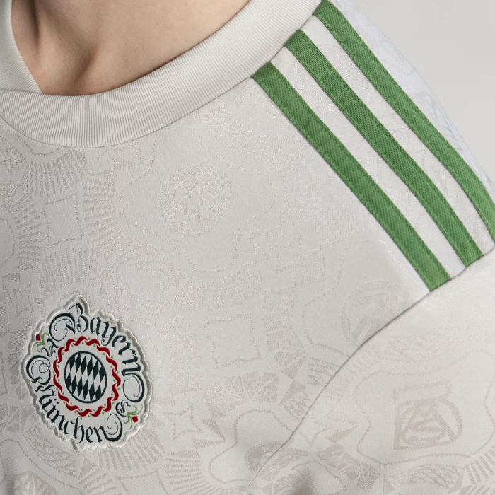 Bayern Munich 25-26 Oktoberfest - Players Version