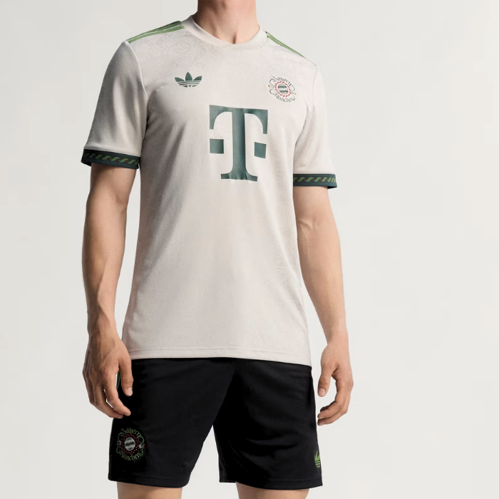 Bayern Munich 25-26 Oktoberfest - Players Version
