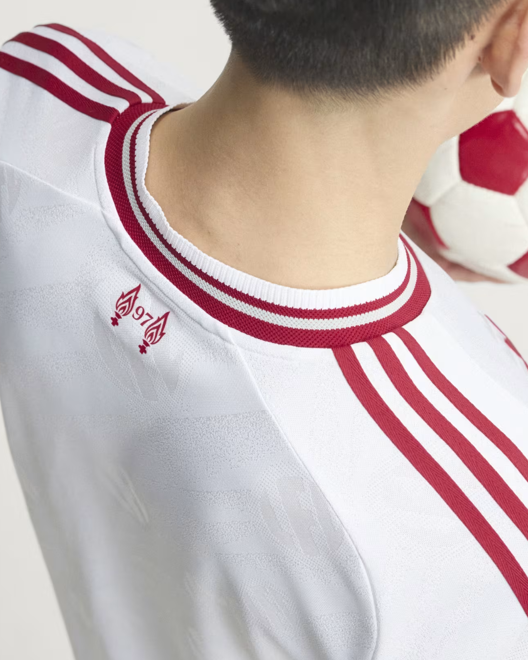 Liverpool Away 26/27 - Stadium Kit