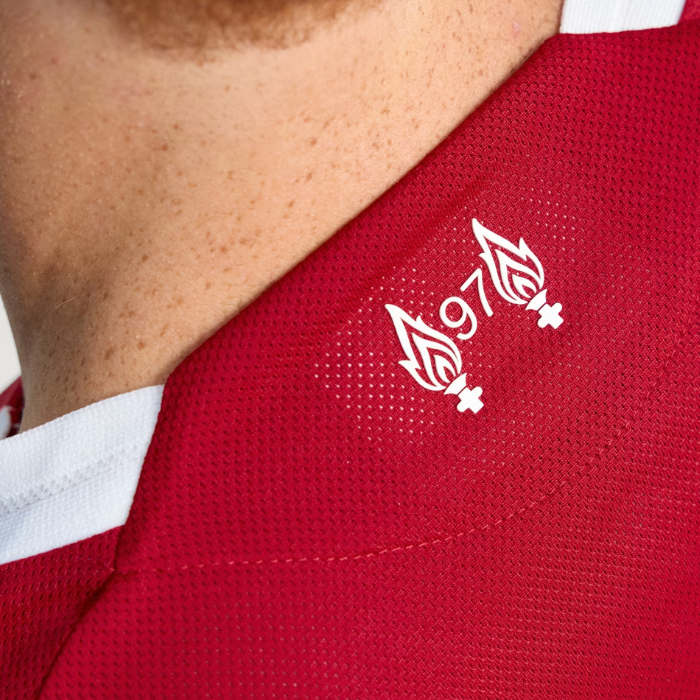 Liverpool Home 25-26 Players Version
