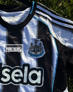 Newcastle Home 25/26 - Stadium Kit