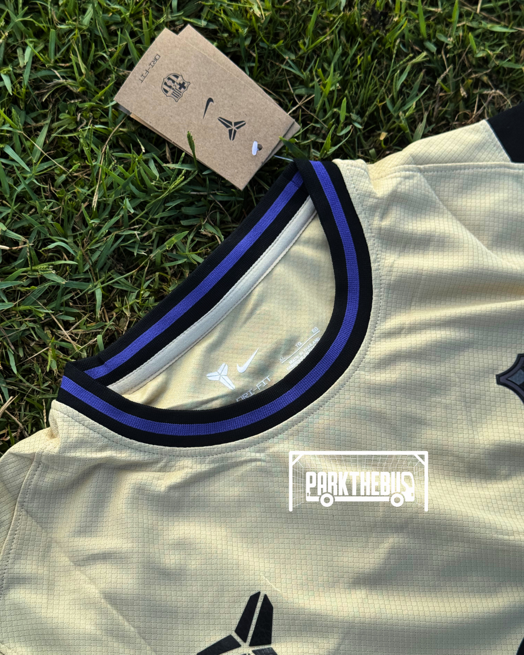 Barcelona Away Lamine Yamal 10 - Stadium Kit