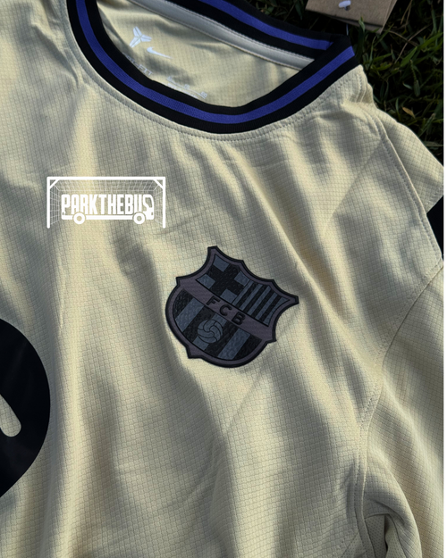 Barcelona Away Lamine Yamal 10 - Stadium Kit