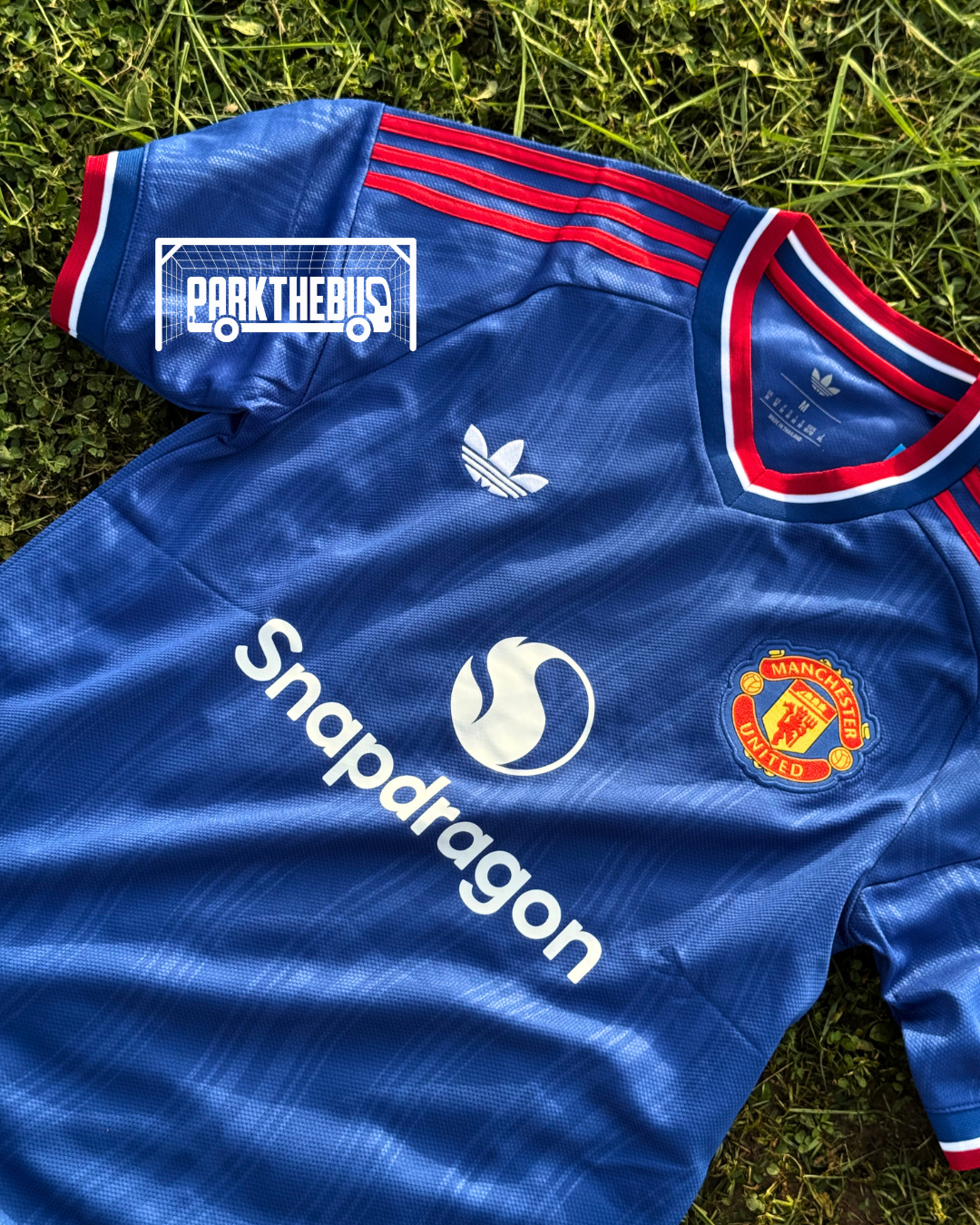 Manchester United Away 26/27 - Stadium Kit