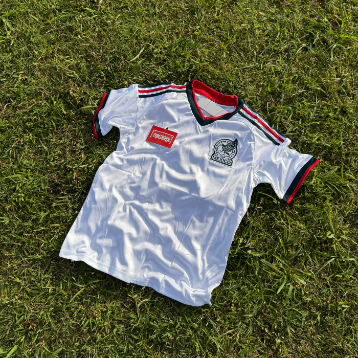 Mexico Away 2026 - Stadium Kit